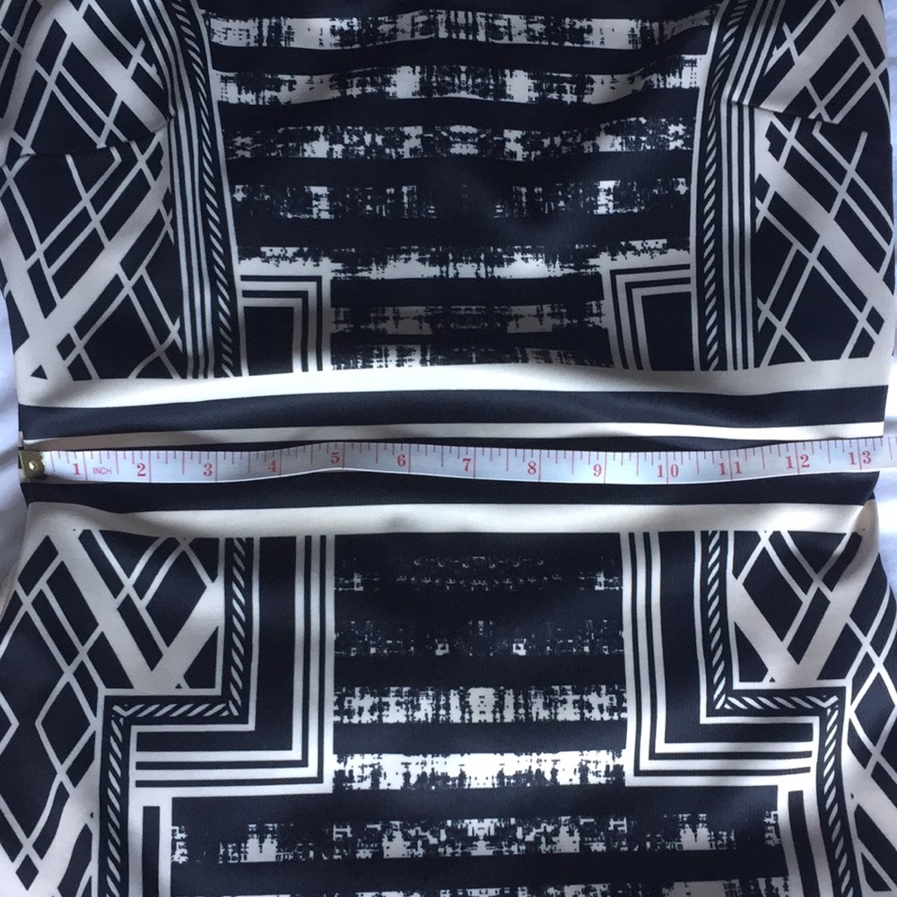 Jealous Tomato // Geometric Print Black Dress - Picture 8 of 8